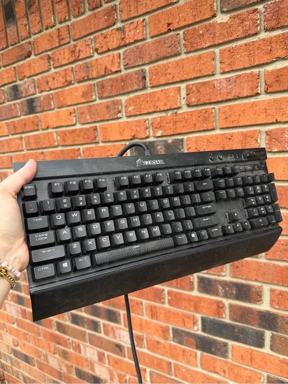 CORSAIR Gaming K70 RGB RAPIDFIRE Keyboard -- Model RGP0040 -- GUC